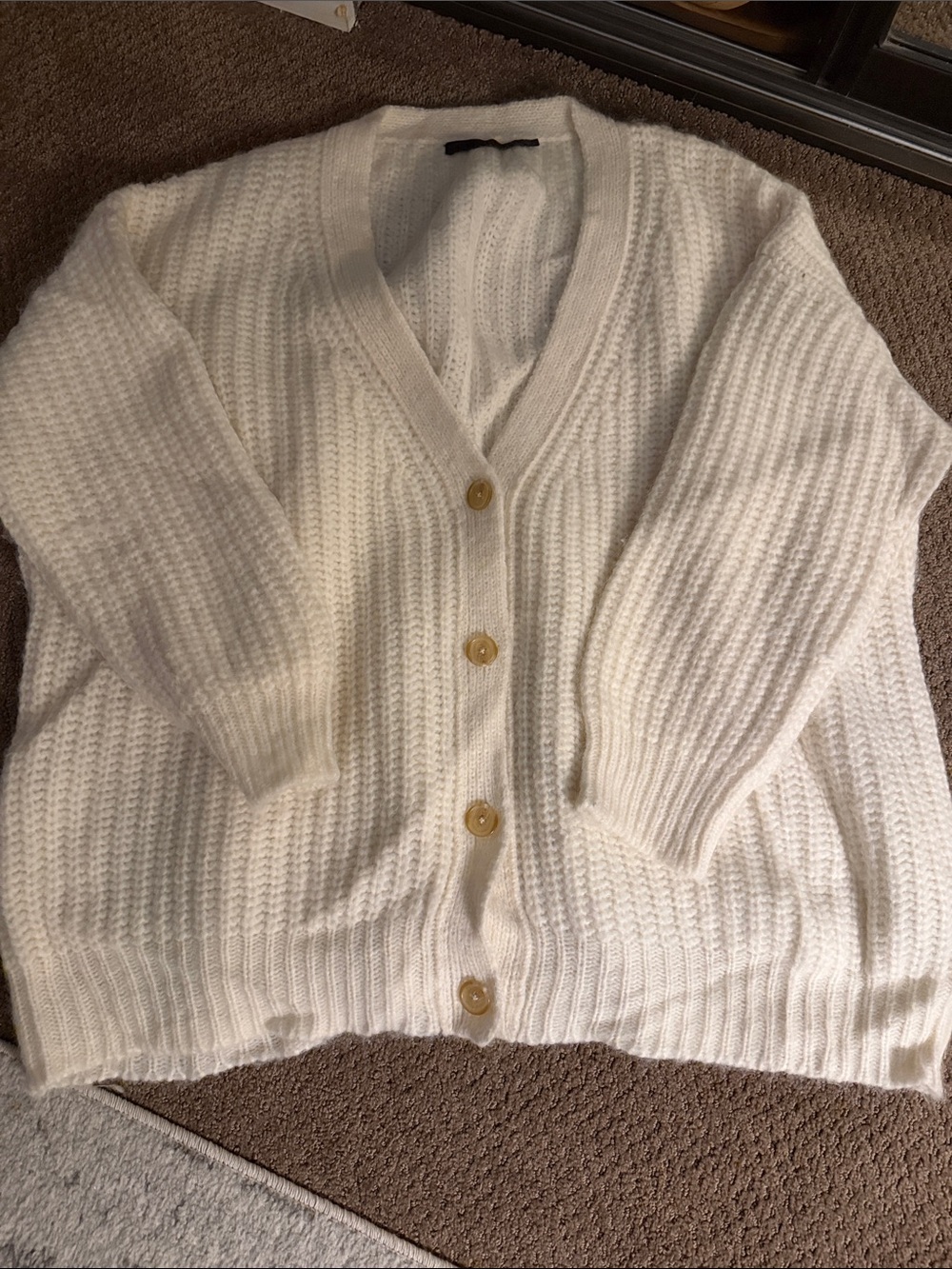 Jenni Kayne Beige Chunky Ribbed V-Neck Button Cardigan